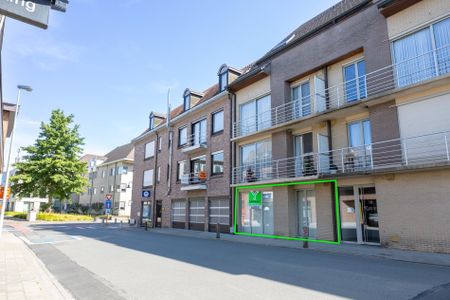 GELIJKVLOERS APPARTEMENT IN HARTJE ZWEVEGEM - Foto 5