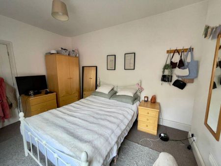 5 bedroom terraced house to rent - Photo 5