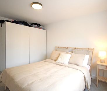4 bed House - Detached To Let - Photo 6