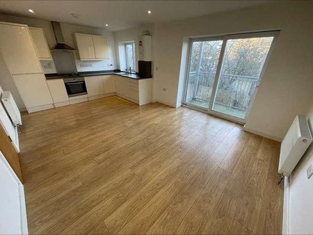 Central Luton - Bedford Heights - - Balcony - Bedroom, LU2 - Photo 5