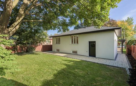 For Lease - 27 Hollister Road, Toronto, Ontario - Photo 4