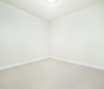 For Lease - 9 Tracey Court, Whitby, Ontario - Photo 4