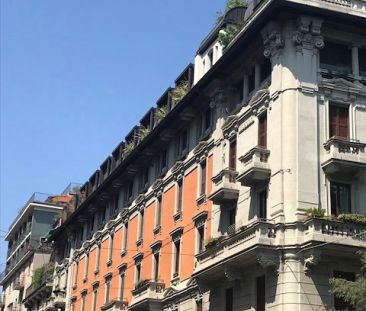 Appartamento in Bronzetti 8, Milano (MI) - Photo 1