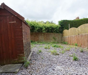 Redbarn Drive, York - Photo 3