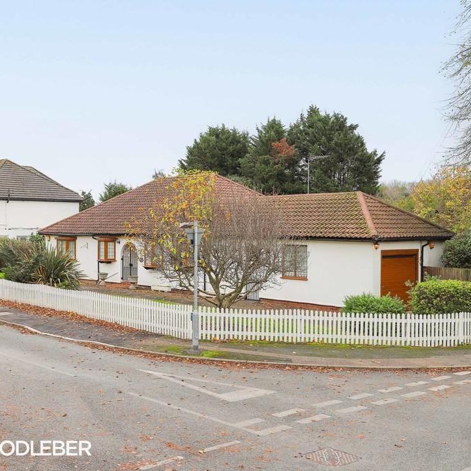 3 bedroom detached bungalow to rent - Photo 1