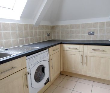 2 bedroom flat to rent - Photo 6