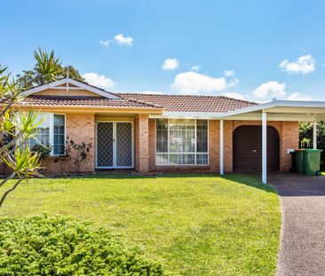 Spacious Family Home - Photo 2