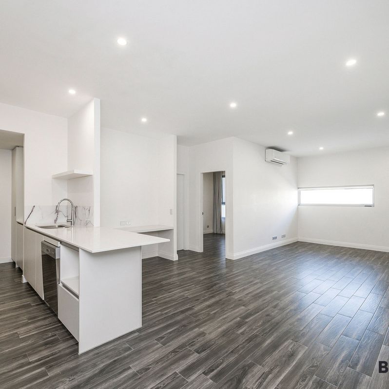 Modern Two-Bedroom Apartment with Resort-Style Amenities in Rivervale - Photo 1