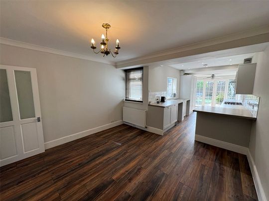 Newport Road, Aldershot, Hampshire, GU12 - Photo 1