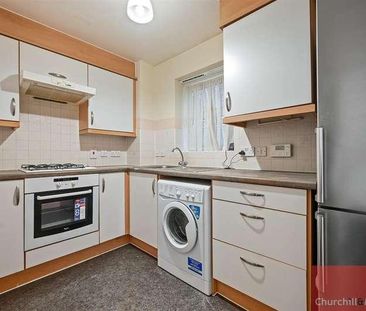 Sydenham Gardens, SL1 - Photo 5