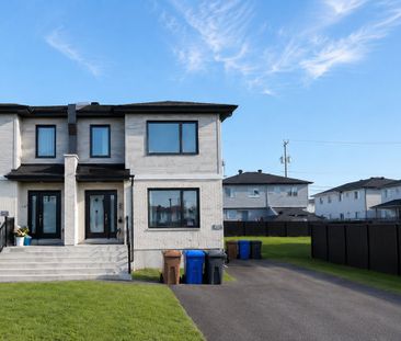 À louer / Maison à étages - Photo 1
