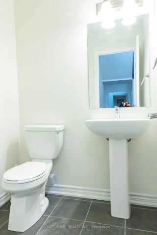 Detached Home For Lease | E9044678 - Photo 5