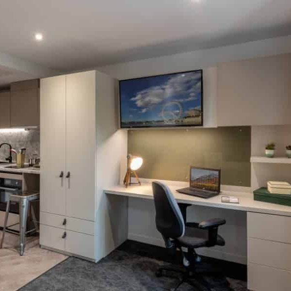 Platinum Studio Plus - Photo 1