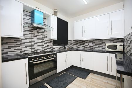 Bedsit, King Richard Street, CV2 - Photo 3