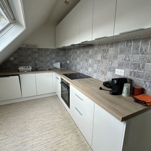 Location Appartement 1 pièce 49m² - Photo 2