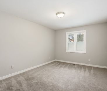 For Lease - 11 Mays Crescent, Hamilton, Ontario - Photo 3
