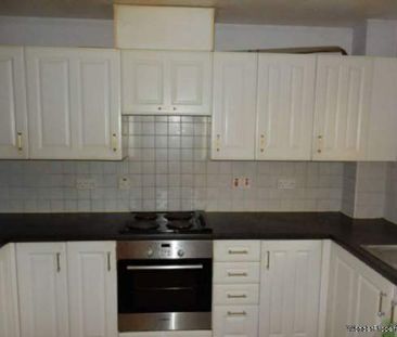 2 bedroom property to rent in Barking - Photo 3