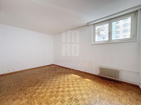 3-room apartment in the heart of Eaux-Vives - Photo 5