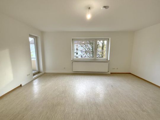 Willkommen Zuhause: Gepflegte 3-Zimmer-Wohnung frei! - Photo 1