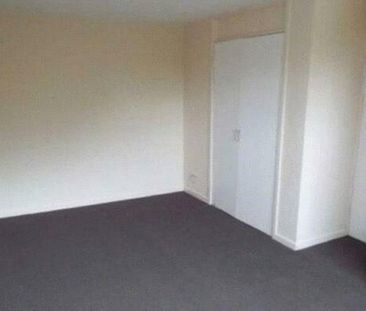 3 bedroom end of terrace house to rent - Photo 6