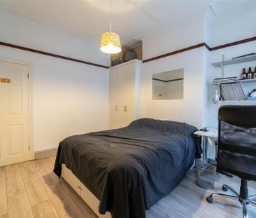 4 bedroom house to rent - Photo 3