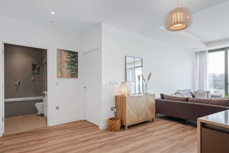 The Waterside Apartments, West Bridgford, NG2 - Photo 3