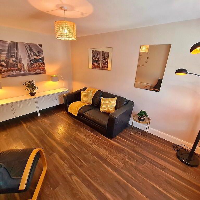 Ensuite Room 3, 361 Donegall Rd, Belfast, BT12 6FQ - Photo 1