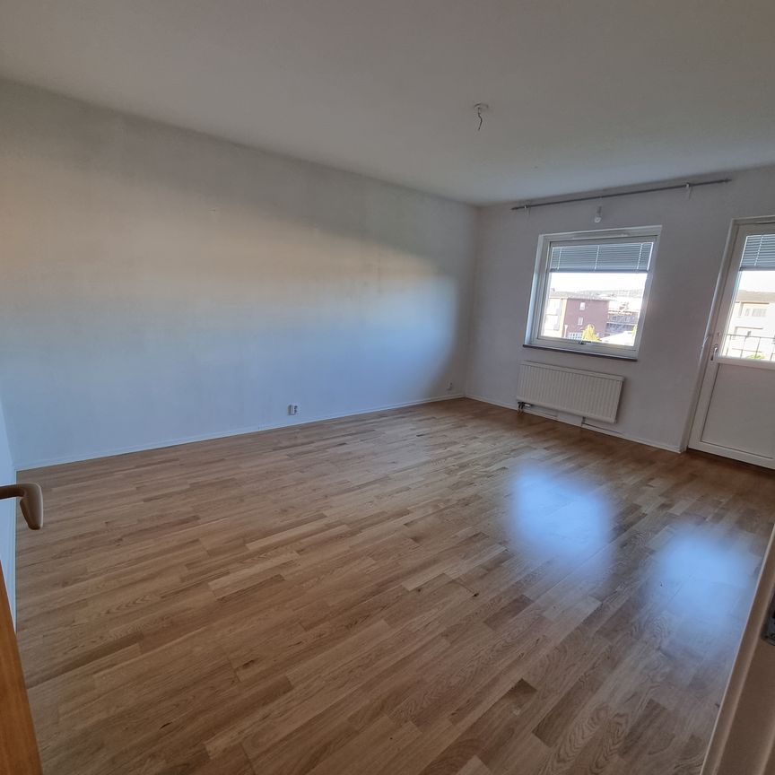 Gåsagången, Hisings Backa - Photo 1