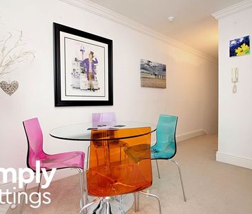 2 Bed property for rent - Photo 4