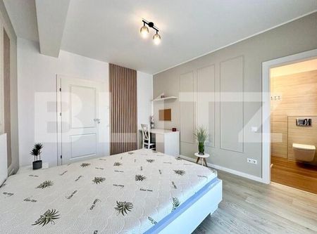 Apartament 3 camere, 80 mp, 2 bai, 2 balcoane,parcare, zona UMF - Fotografie 2