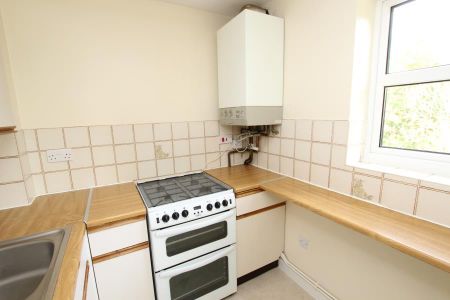 1 bedroom apartment to rent - Photo 2