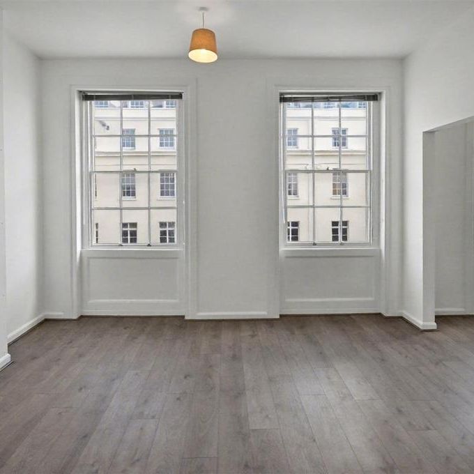 3 bedroom flat to rent - Photo 1