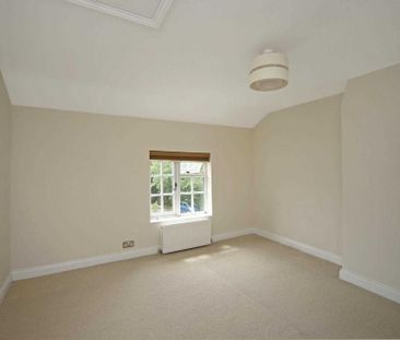 2 bedroom cottage to rent - Photo 5
