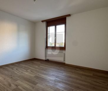 INVITING, BRIGHT, IDYLLIC AND COMFORTABLE - Photo 2