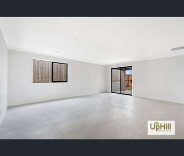 11 Mornington Crescent, Nar Nar Goon North, Vic 3812 - Photo 4