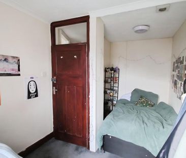 4 bedroom terraced house to rent - Photo 1