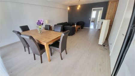 Ruim en gemeubels appartement | Stadspark - Foto 2