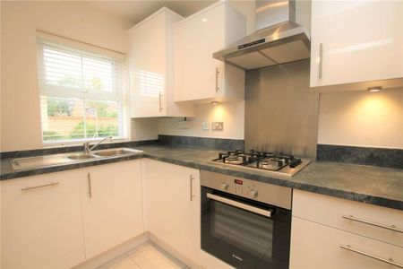 2 bedroom terraced house to rent - Photo 5