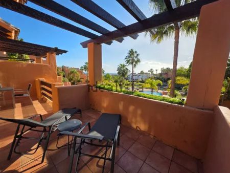 Alquiler de ático en Camino de la Boladilla - Photo 4