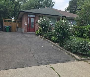 For Lease - 46 Autumn Boulevard, Brampton, Ontario - Photo 3