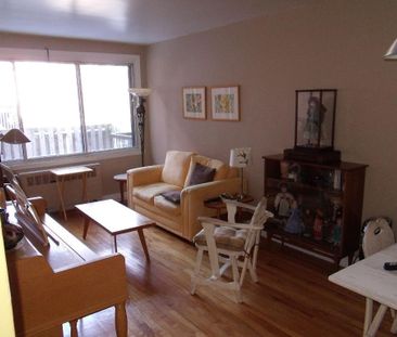 Superbe 4 1/2 Adjacent Outremont/TMR - REM Canora à 5 min - Étudian... - Photo 1