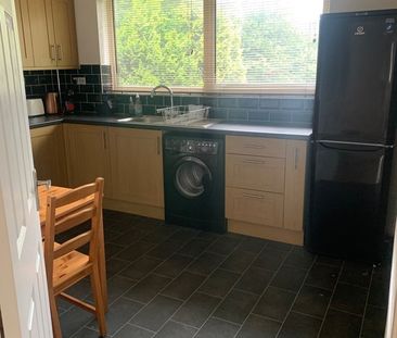 2 Bed Maisonette, Gregory Court, NG7 - Photo 3