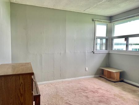 For Lease - 19470 Dufferin Street Unit# 3, King, Ontario - Photo 2