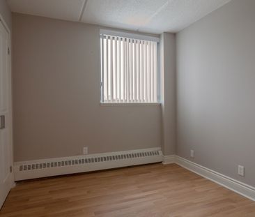 4800 Maisonneuve Blvd W - Photo 6