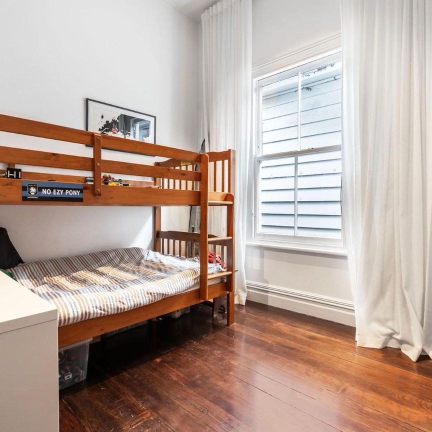 Sunny Character Home Pet Friendly - Photo 1