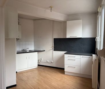 Location Appartement 2 pièces 58m² ST ANDRE LES VERGERS 10120 - Photo 3