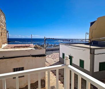 FOR RENT: Stunning 1-Bedroom Apartment in Las Galletas - Photo 1