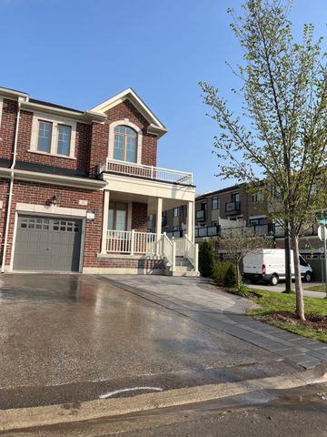 For Lease - 11 Radial Drive, Aurora, Ontario - Photo 2