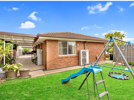 Beautiful Family Home for Lease - Photo 2