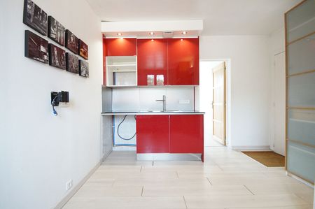 Location Appartement 2 pièces 23m² - Photo 2